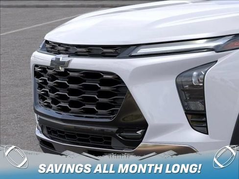New 2026 Chevrolet Trax ACTIV w/ Sunroof Package FWD image 13