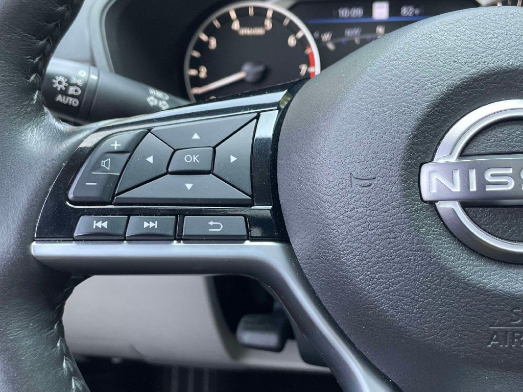 Used 2025 Nissan Altima 2.5 SL FWD image 23