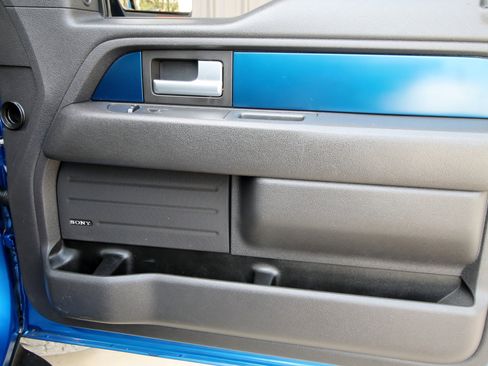 Used 2013 Ford F150 Raptor w/ Luxury Equipment Group image 38