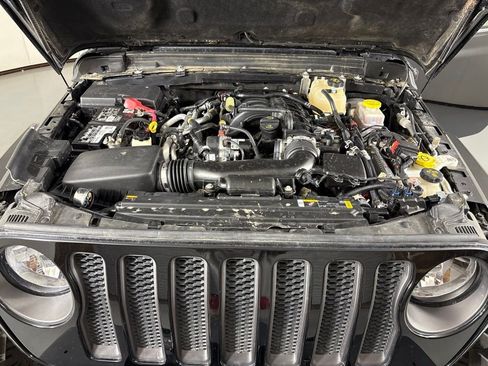 Used 2021 Jeep Wrangler Unlimited Rubicon w/ Xtreme Recon 35" Tire Package AWD/4WD image 45