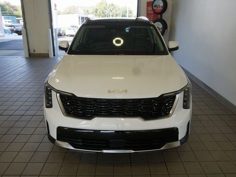 Used 2025 Kia Sorento S w/ Panoramic Sunroof Package image 16