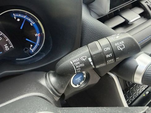 Used 2022 Toyota RAV4 XSE AWD/4WD image 30