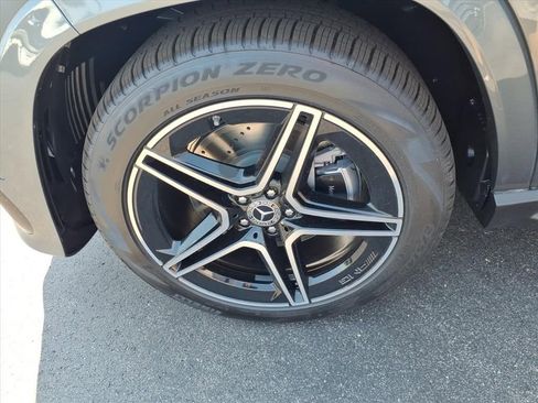 New 2026 Mercedes-Benz GLS 450 4MATIC image 10