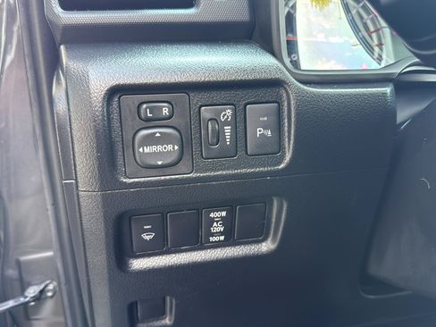 Used 2018 Toyota 4Runner Limited AWD/4WD image 13