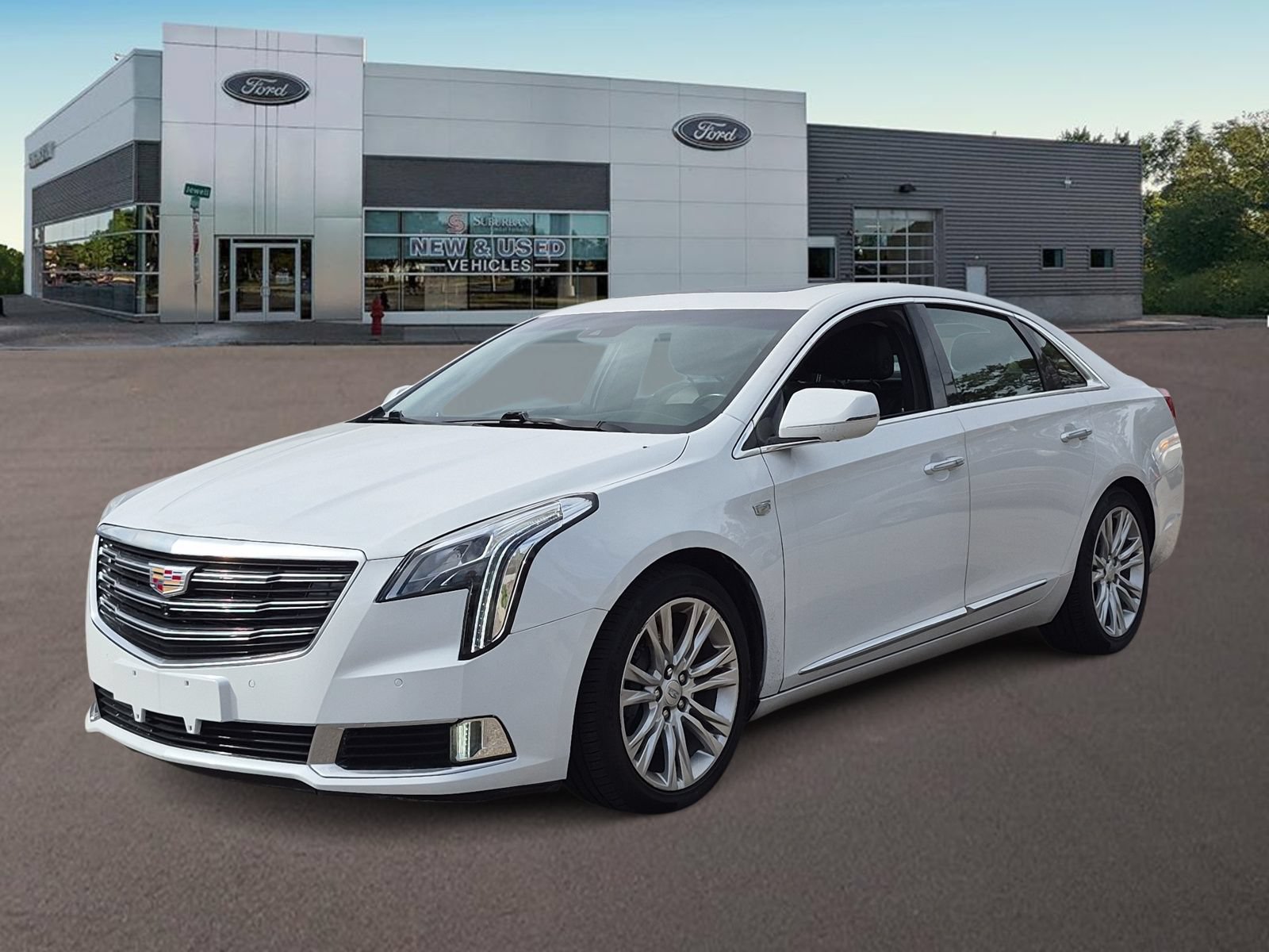 Used 2018 Cadillac XTS Luxury w/ Driver Awareness Package AWD/4WD image 4
