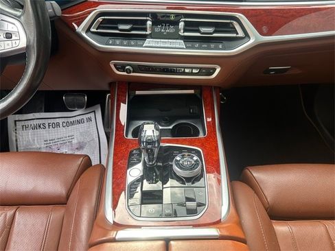 Used 2022 BMW ALPINA XB7 image 11