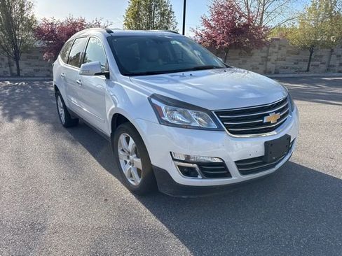 Used 2017 Chevrolet Traverse Premier AWD/4WD image 3
