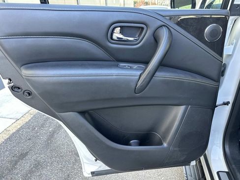 Used 2024 INFINITI QX80 Luxe image 30