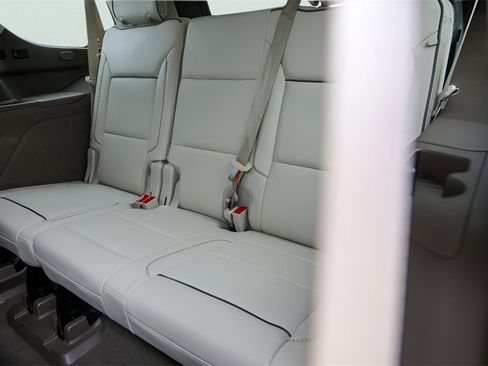 Certified 2022 GMC Yukon Denali w/ Denali Premium Package image 29