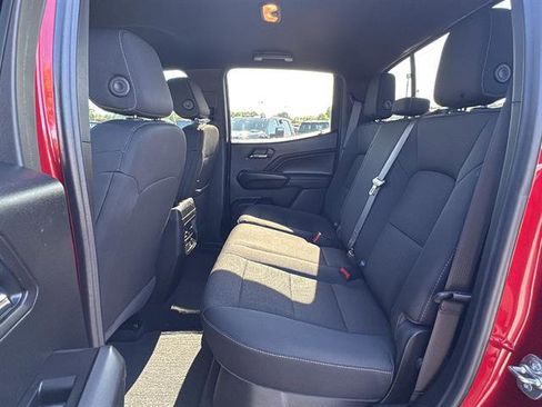 Used 2025 Chevrolet Colorado LT w/ Advanced Trailering Package image 16