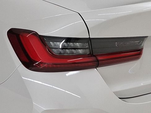 New 2026 BMW 330i Sedan w/ Convenience Package image 11