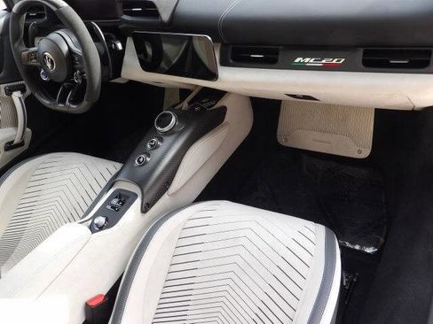 Used 2023 Maserati MC20 Spyder image 45