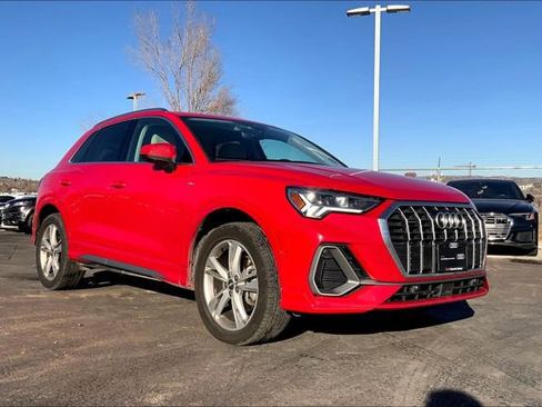 Used 2020 Audi Q3 2.0T Prestige w/ Prestige Package AWD/4WD image 2