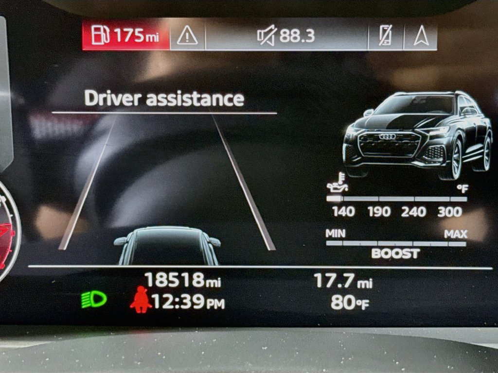 Used 2023 Audi RS Q8 AWD/4WD image 12