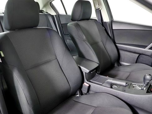 Used 2013 MAZDA MAZDA3 i Sport image 19