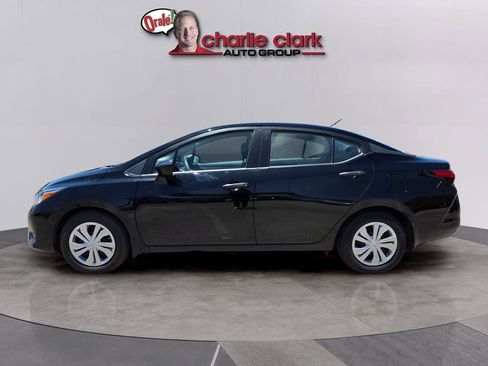 Used 2023 Nissan Versa S w/ Trunk Package FWD image 2