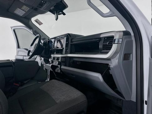 Used 2024 Ford F350 XLT image 41
