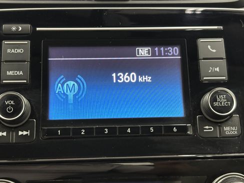 Used 2018 Honda CR-V LX image 14