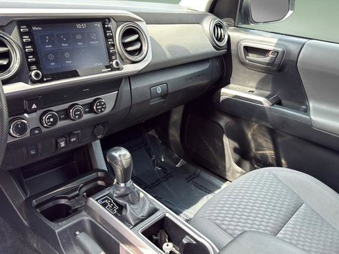 Used 2020 Toyota Tacoma SR5 image 23