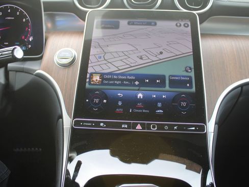 Certified 2024 Mercedes-Benz GLC 300 4MATIC image 38