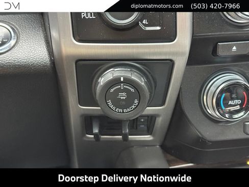 Used 2016 Ford F150 Platinum w/ Equipment Group 701A Luxury AWD/4WD image 39