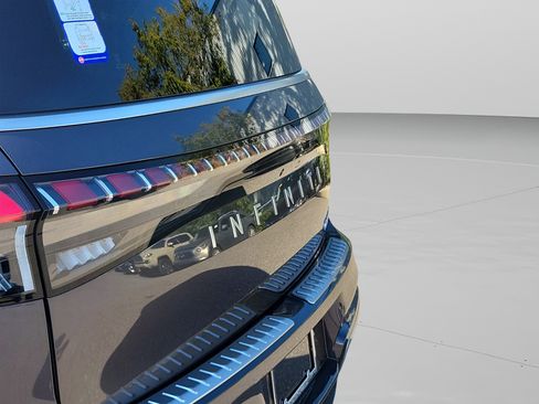 New 2026 INFINITI QX80 Luxe w/ Exterior Package image 6