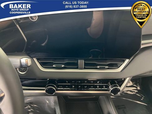 New 2026 Chevrolet Equinox LT w/ Convenience Package II image 23