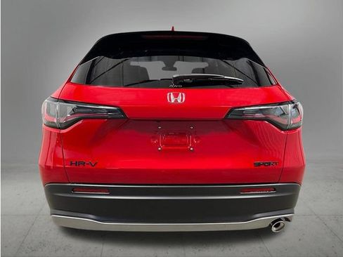New 2027 Honda HR-V Sport image 4