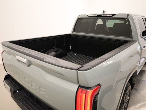 Used 2025 Toyota Tundra Limited image 34