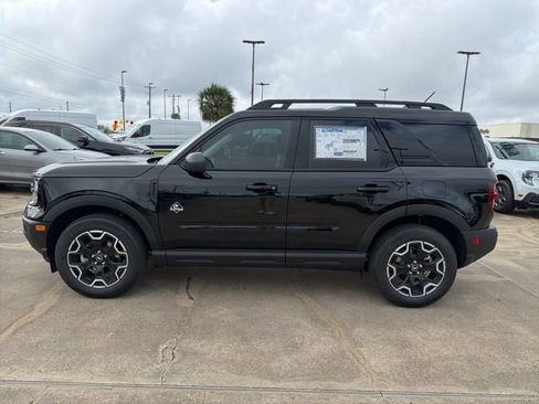 New 2025 Ford Bronco Sport Outer Banks image 4