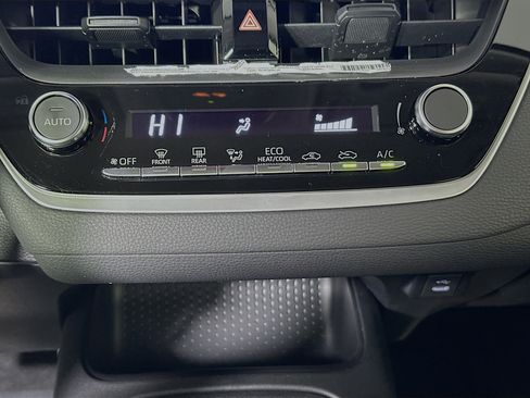 Certified 2023 Toyota Corolla LE image 22