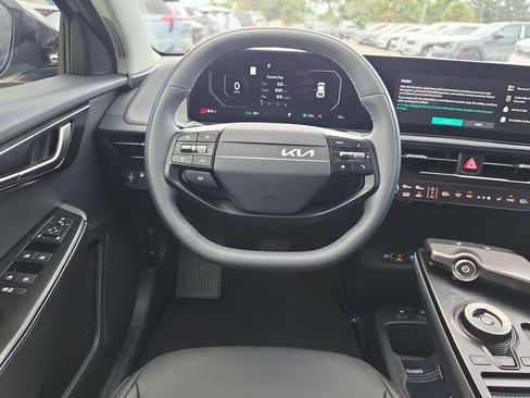 New 2026 Kia EV6 Light RWD image 12