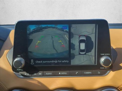 New 2025 Nissan Sentra SV w/ SV Premium Package image 12