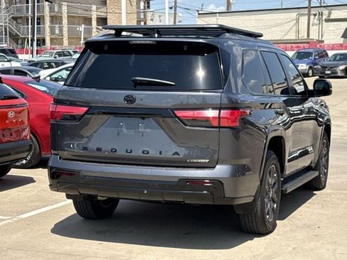 Used 2026 Toyota Sequoia Platinum AWD/4WD image 4
