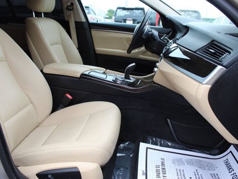Used 2016 BMW 528i Sedan RWD image 9