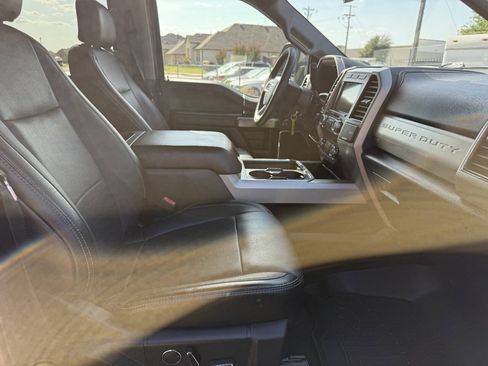Used 2019 Ford F250 Lariat w/ Lariat Value Package AWD/4WD image 18
