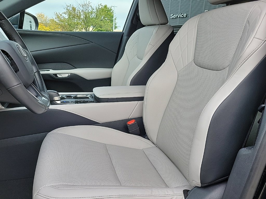 Used 2024 Lexus RX 350 Premium w/ Accessory Package (Z1) AWD/4WD image 11