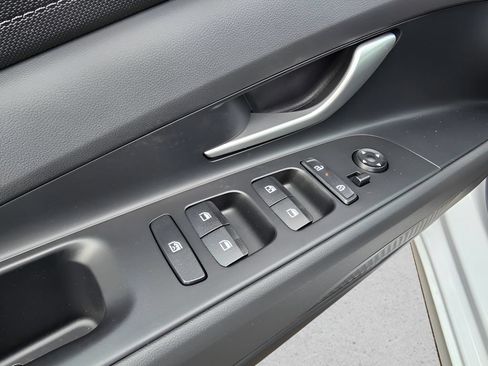 New 2026 Hyundai Elantra Hybrid FWD image 25