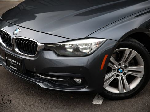 Used 2017 BMW 330i Sedan RWD image 5