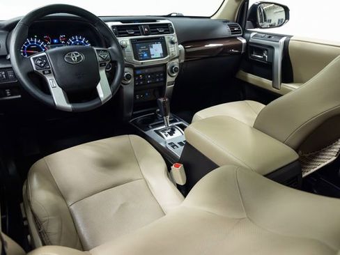 Used 2017 Toyota 4Runner Limited image 20