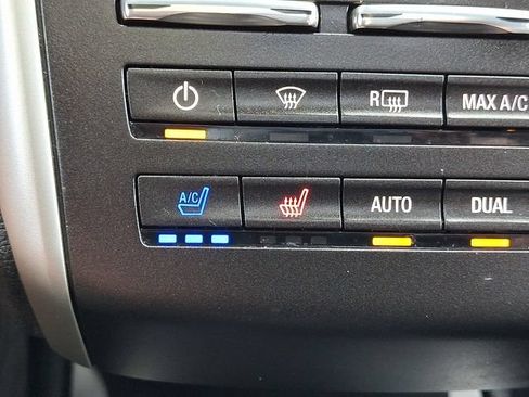 Used 2019 Lincoln MKC Reserve w/ MKC Climate Package AWD/4WD image 22