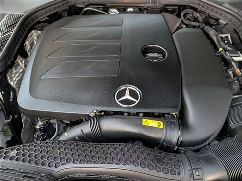 Used 2021 Mercedes-Benz C 300 Sedan image 23