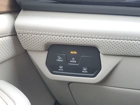 New 2026 Volkswagen Atlas SE FWD image 20