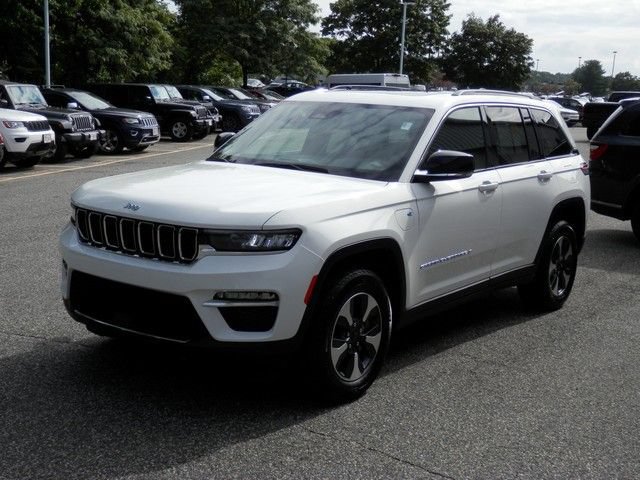 Used 2024 Jeep Grand Cherokee Limited 4xe AWD/4WD image 4
