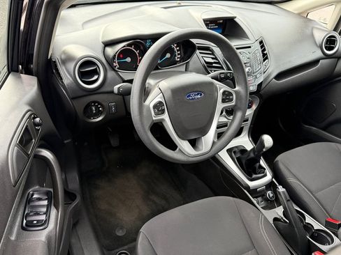Used 2018 Ford Fiesta SE image 13