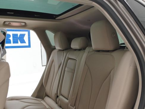 Used 2019 Lincoln MKC Reserve w/ MKC Technology Package FWD image 22