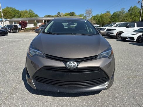 Used 2019 Toyota Corolla LE image 8