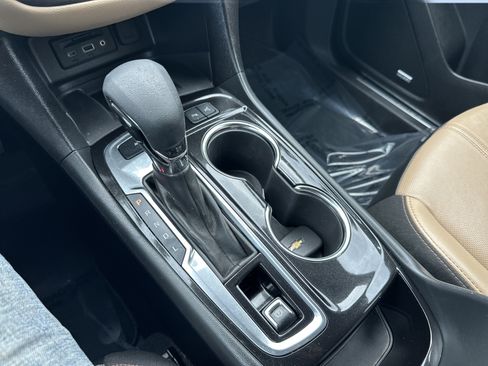 Certified 2024 Chevrolet Equinox Premier AWD/4WD image 15