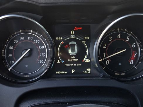 Used 2017 Jaguar F-TYPE Coupe image 30