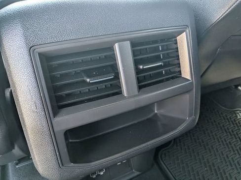 Used 2020 Volkswagen Atlas Cross Sport SEL FWD image 26